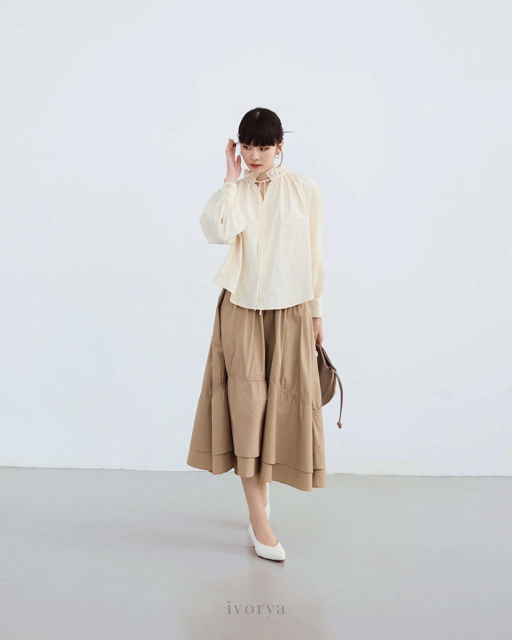 Chân váy midi xếp nhún màu be - SK9920C