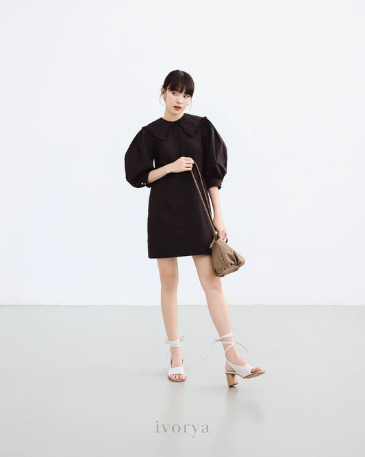 Đầm mini lá cổ to bản viền bèo nhún và tay áo phồng - YD9837