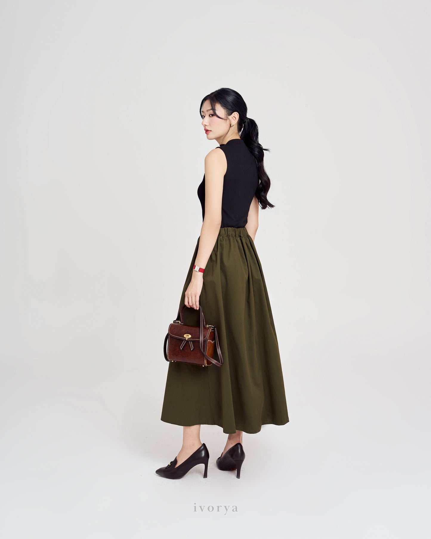 Áo thun tăm màu đen không tay - SH9972